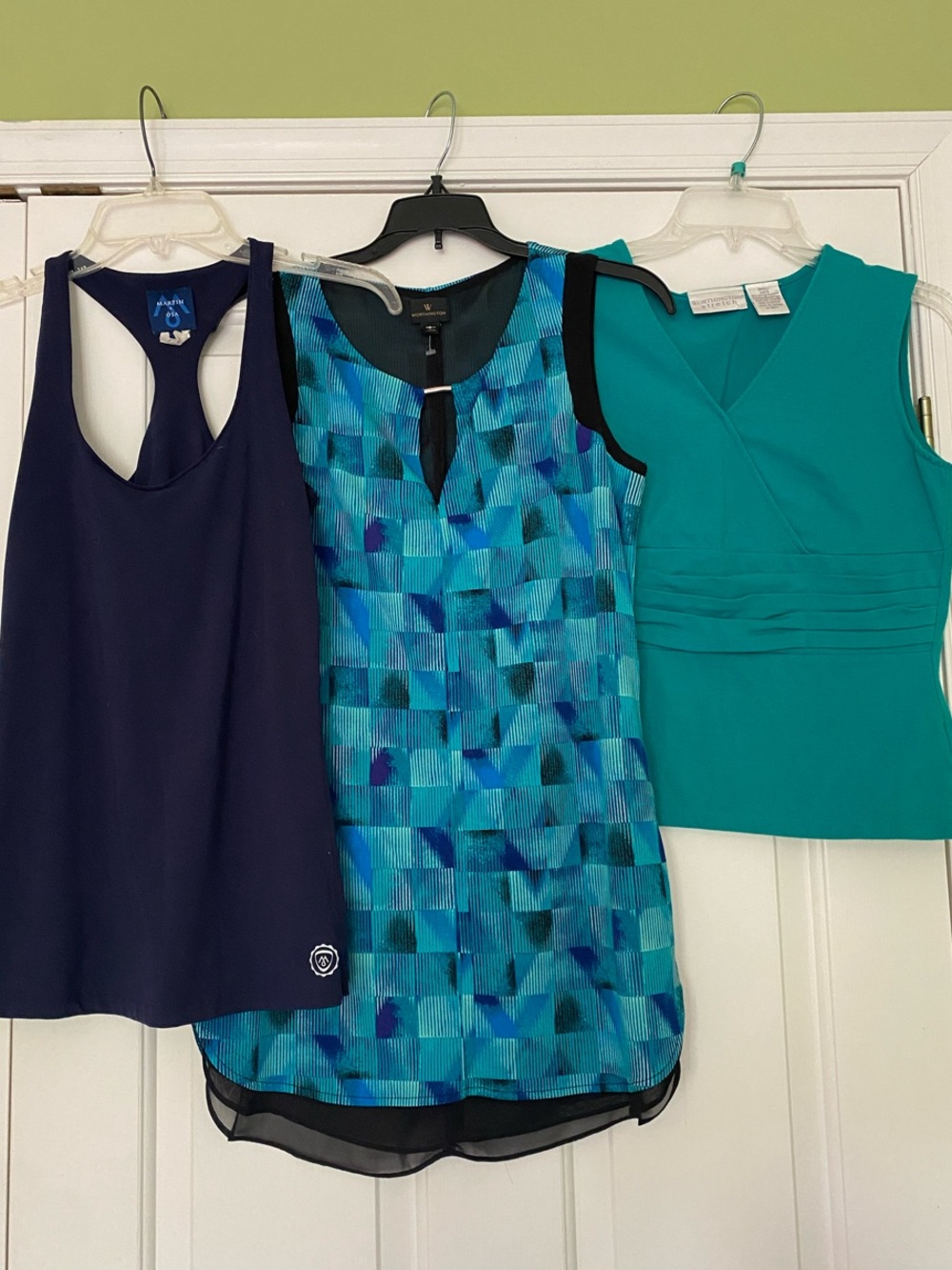 Women’s 3 pc lot of Worthington and Martin + OSA Tops - Size Small
